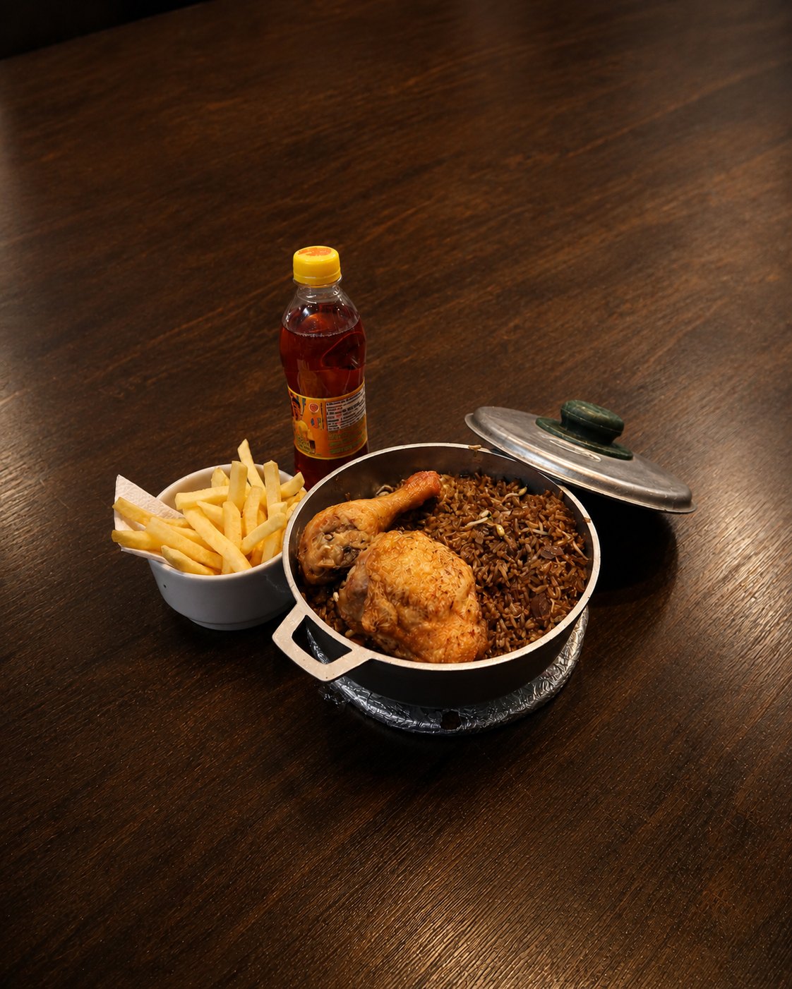 Un cuarto de pollo frito